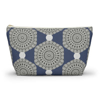 Lace Hexagon Accessory Pouch w T-bottom in Navy